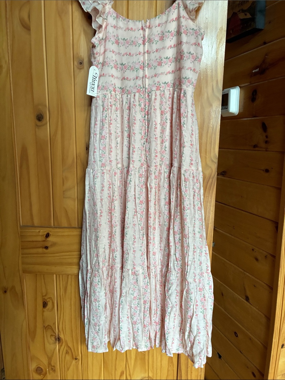 Cottage core feminine ditsy floral midi dress - Picture 8 of 14